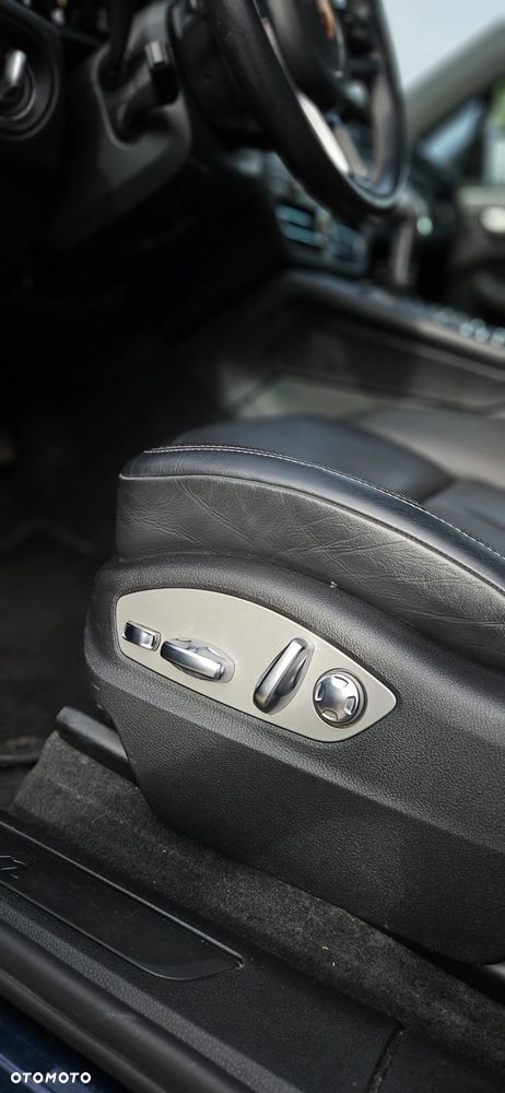 Porsche Macan - 17
