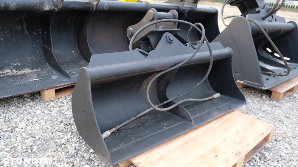 łyżka skarpowa hydrauliczna 150cm sworznie fi 60mm  do koparki 6 -10 ton - 1