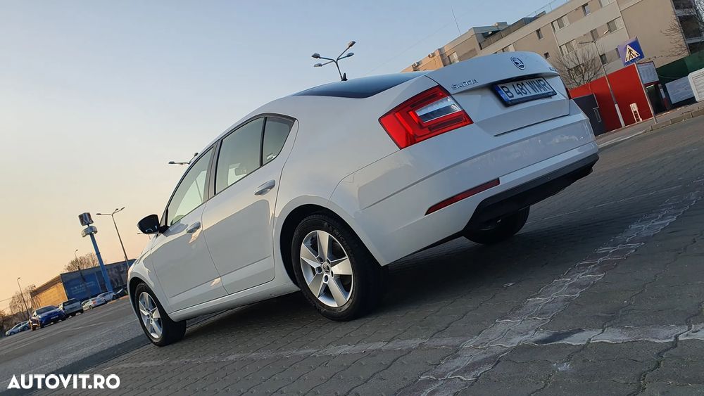 Skoda Octavia 1.6 TDI Style - 14