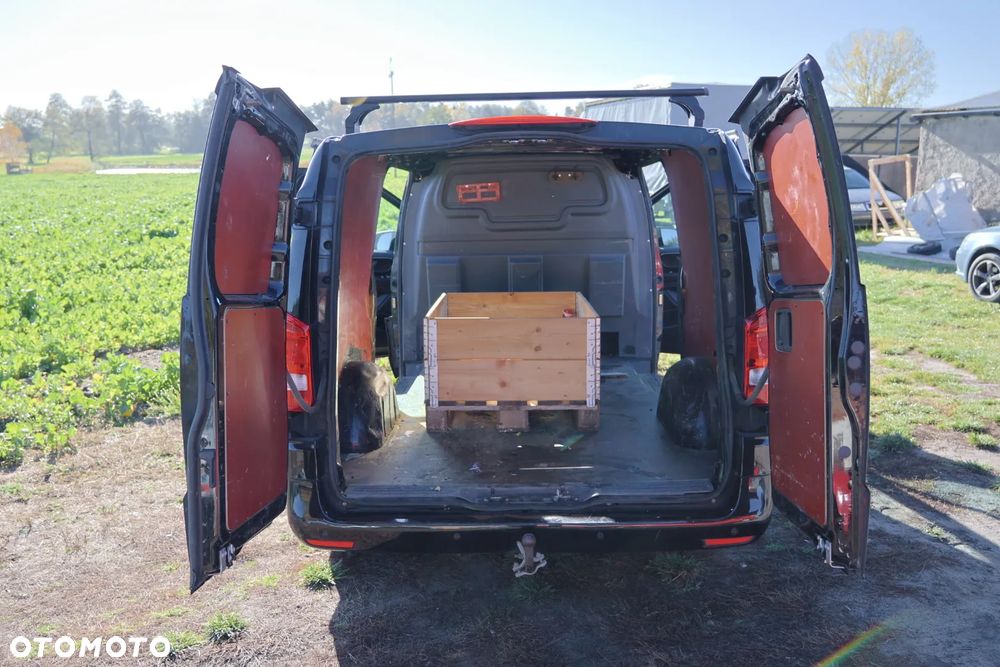 Mercedes-Benz VITO - 25