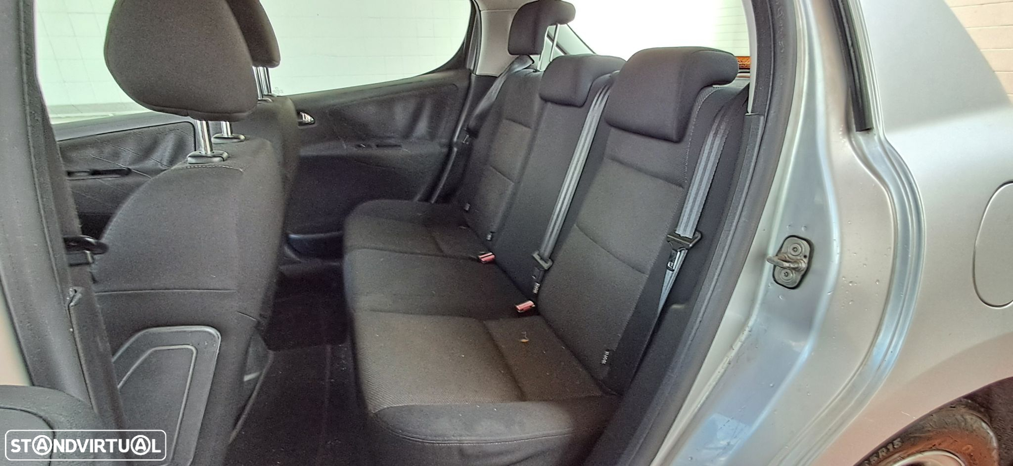 Peugeot 207 1.4 HDi Trendy - 6
