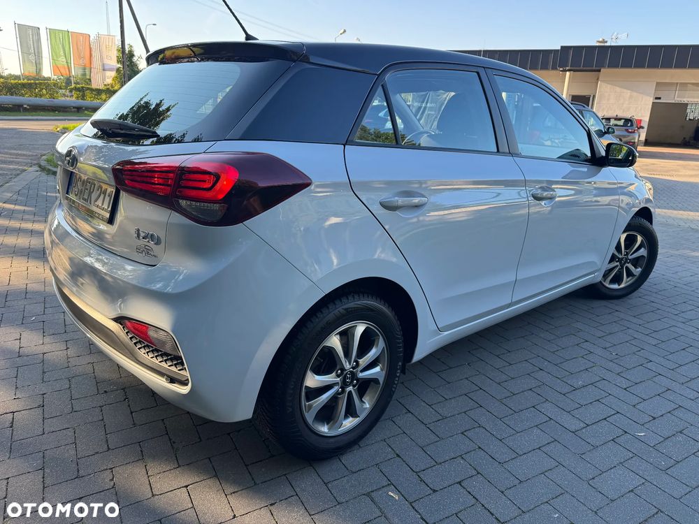 Hyundai i20 - 11