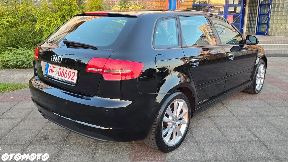 Audi A3 Sportback - 5