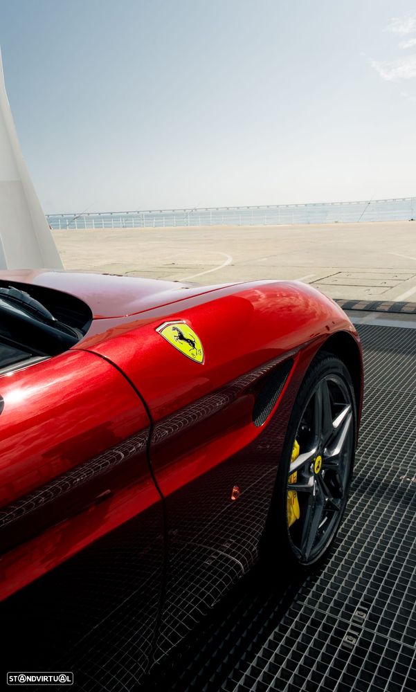 Ferrari California T — fotografia 10