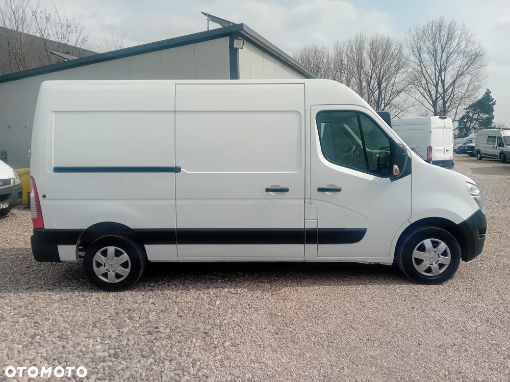 Nissan NV-4000 - 4