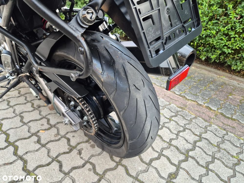 Kawasaki Versys 1000 - 10