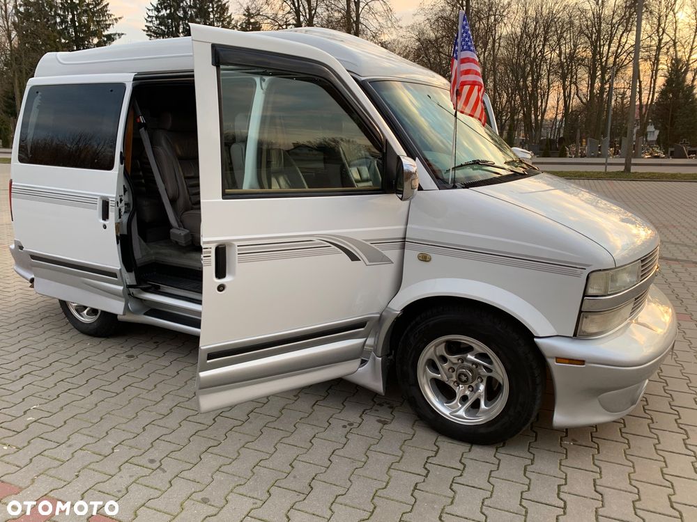 Chevrolet Astro - 1