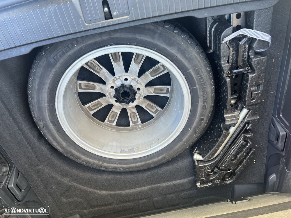 VW Passat Variant 2.0 TDi Highline DSG - 11