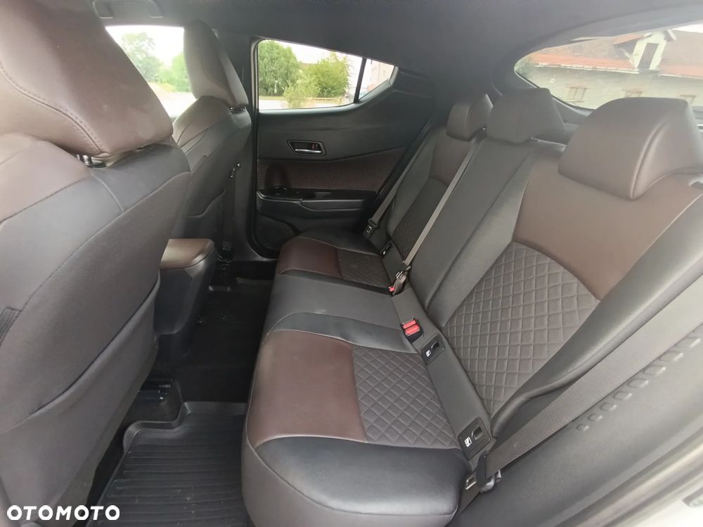 Toyota C-HR 1.2 T GPF Prestige CVT 4x4 - 17