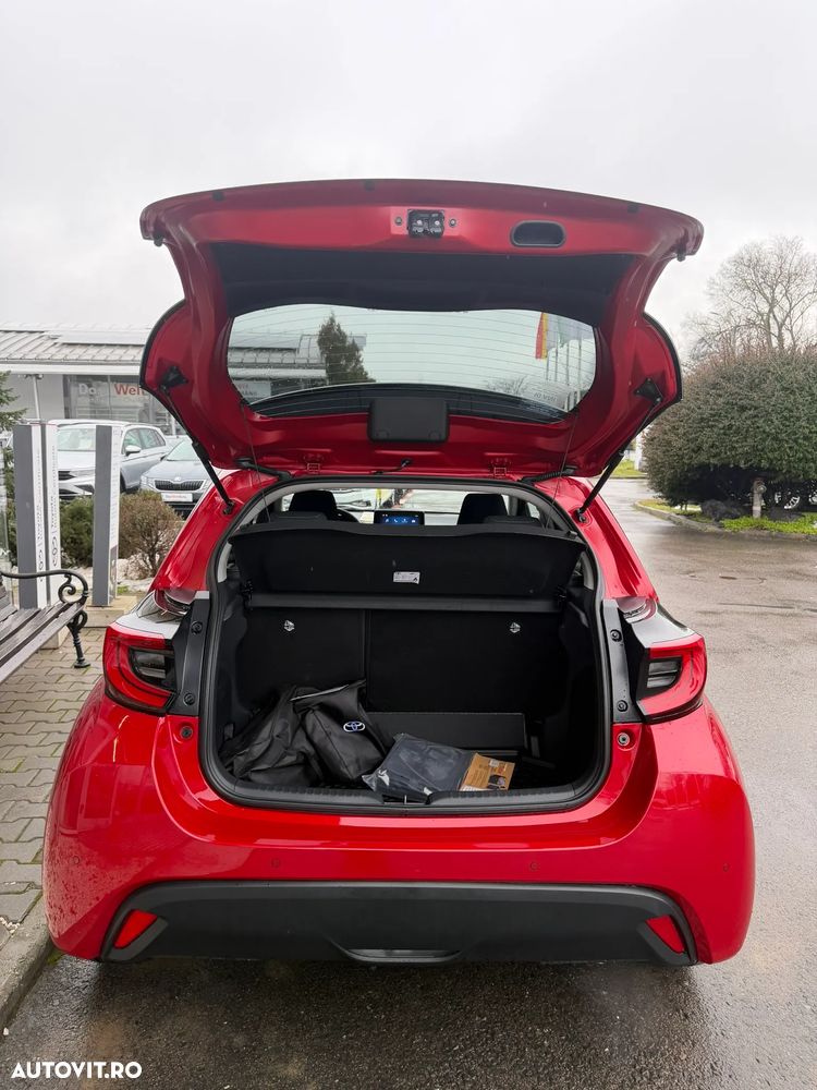 Toyota Yaris 1.5 116 CP HEV Dynamic - 14