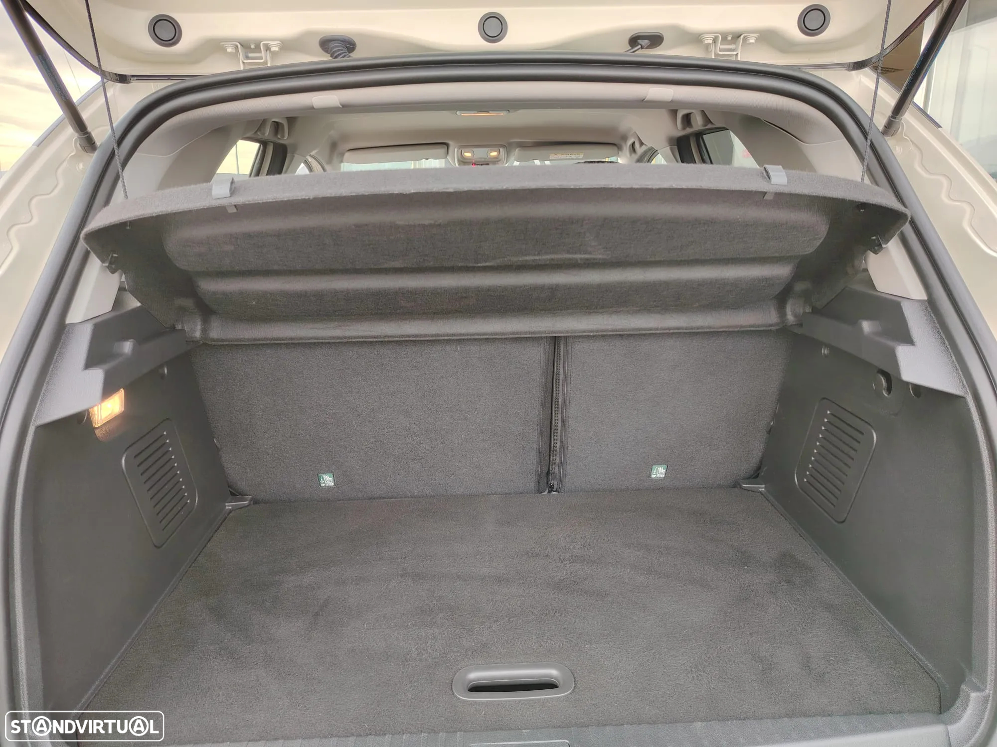 Renault Captur 1.2 TCe Exclusive - 22