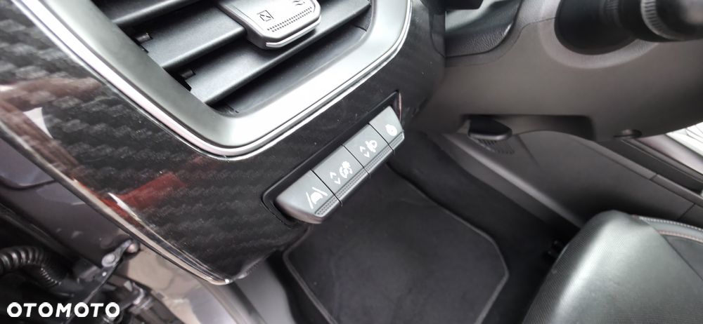 Renault Arkana E-TECH 145 R.S.LINE - 9