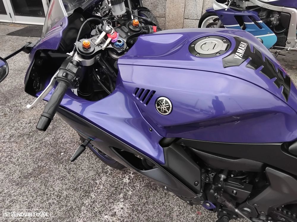 Yamaha YZF - 5