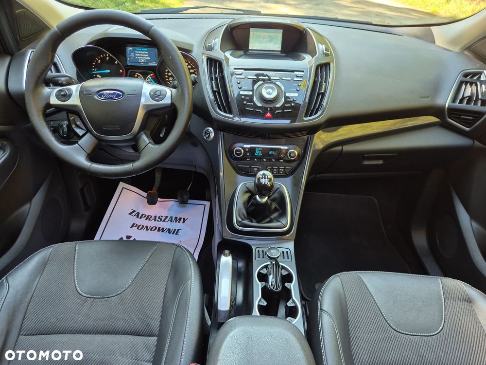 Ford Kuga 2.0 TDCi 2x4 Titanium - 24