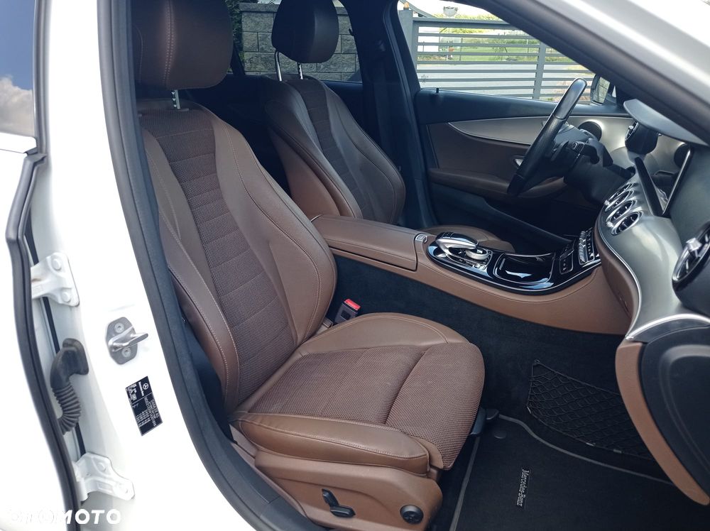 Mercedes-Benz Klasa E 220 d 9G-TRONIC - 12