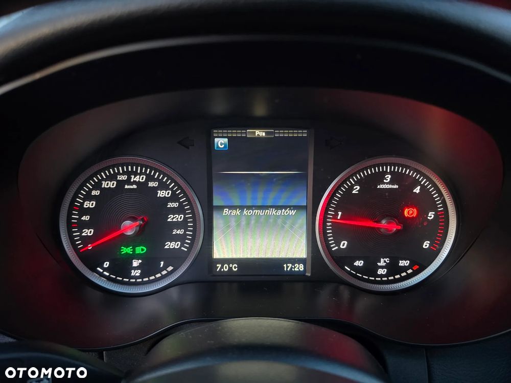 Mercedes-Benz Klasa C 180 (BlueTEC) d Avantgarde - 20