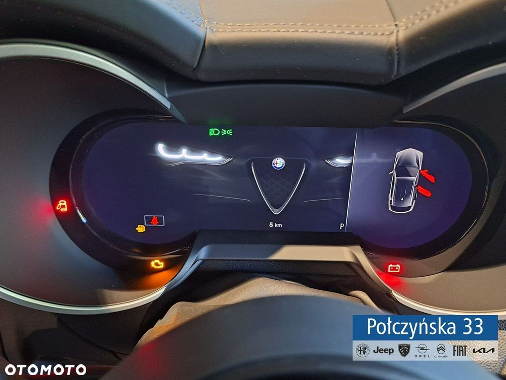 Alfa Romeo Stelvio - 17