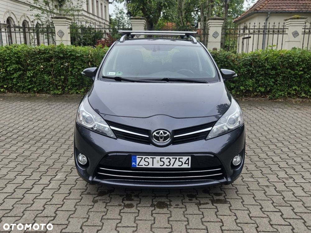 Toyota Verso 1.8 Premium 7os - 5