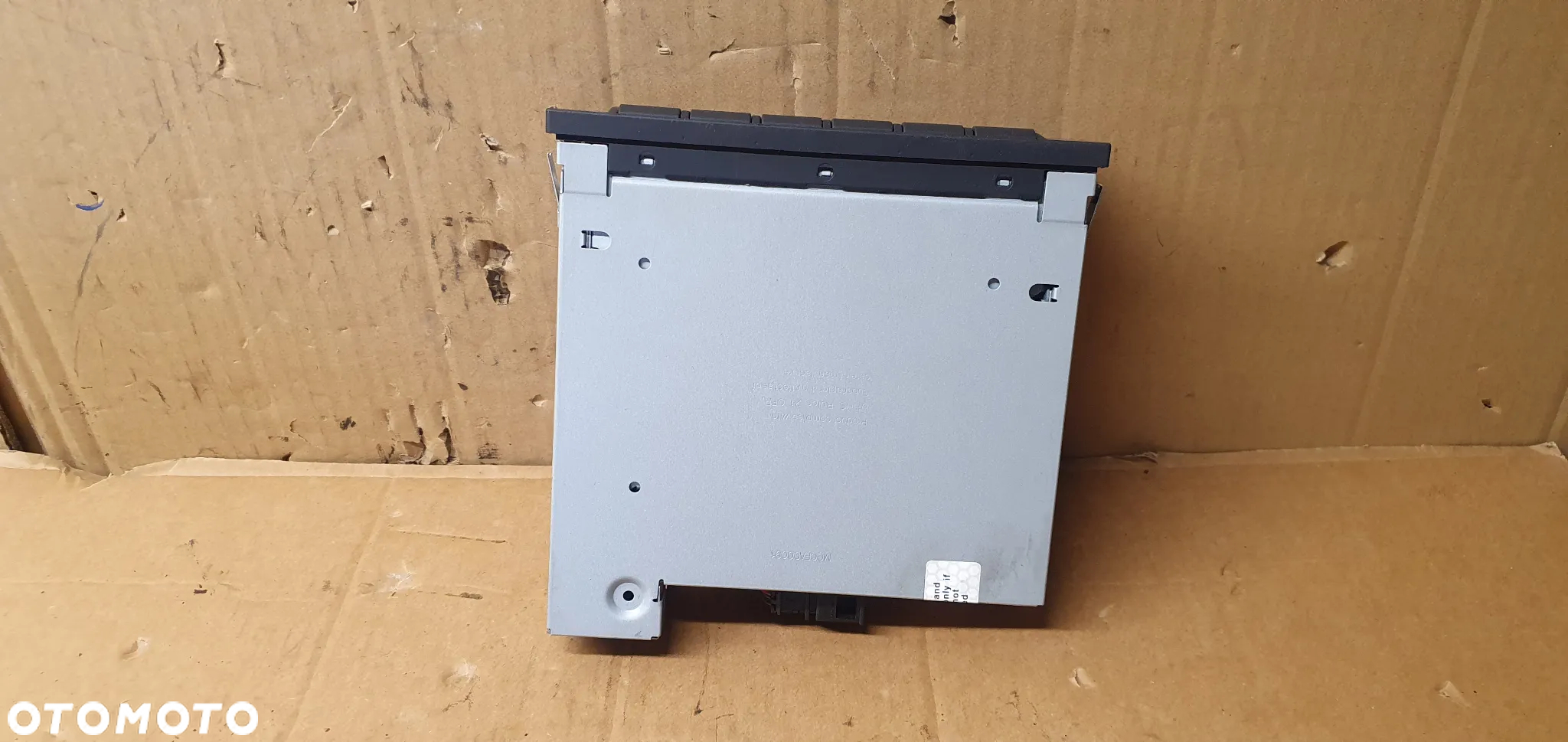 Zmieniarka płyt CD Audi A4 B7 8E0035111D - 5