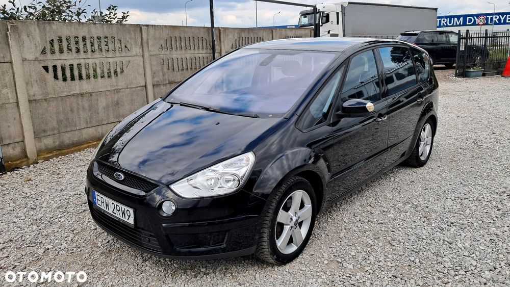 Ford S-Max 2.0 Titanium - 24