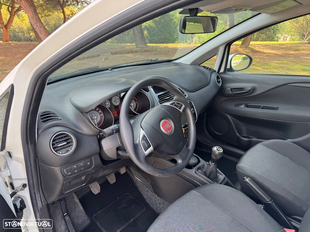 Fiat Punto 1.3 M-Jet Lounge S&S - 15