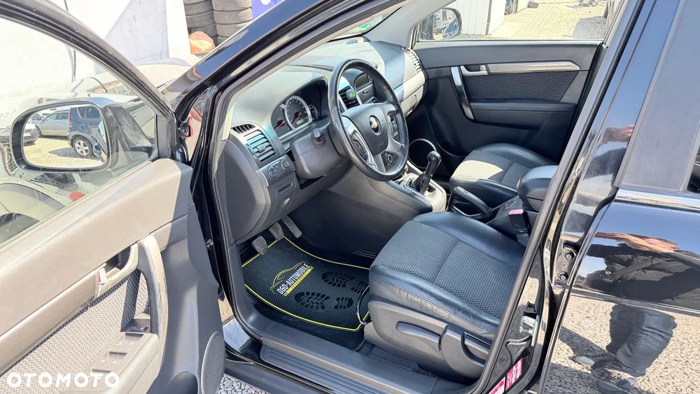 Chevrolet Captiva 2.4 4WD 7 Sitzer LT - 29