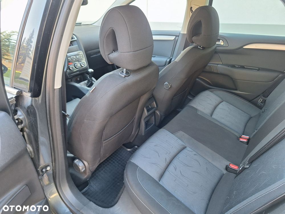 Citroën C4 VTi 120 Exclusive - 22