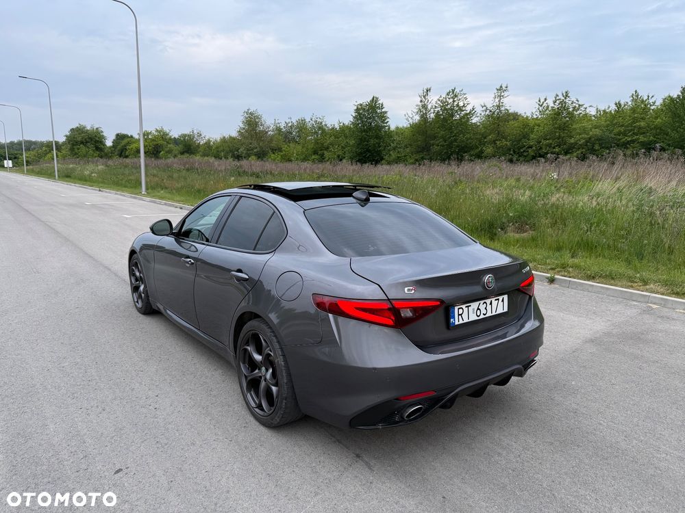Alfa Romeo Giulia 2.0 Turbo Veloce TI Q4 - 3