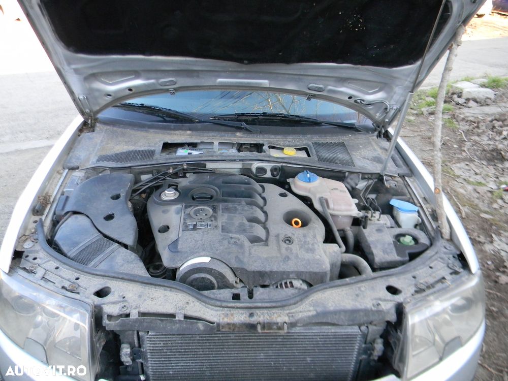 Dezmembrari  Skoda SUPERB 1 (3U)  2001  > 2008 1.9 TDI Motorina - 8