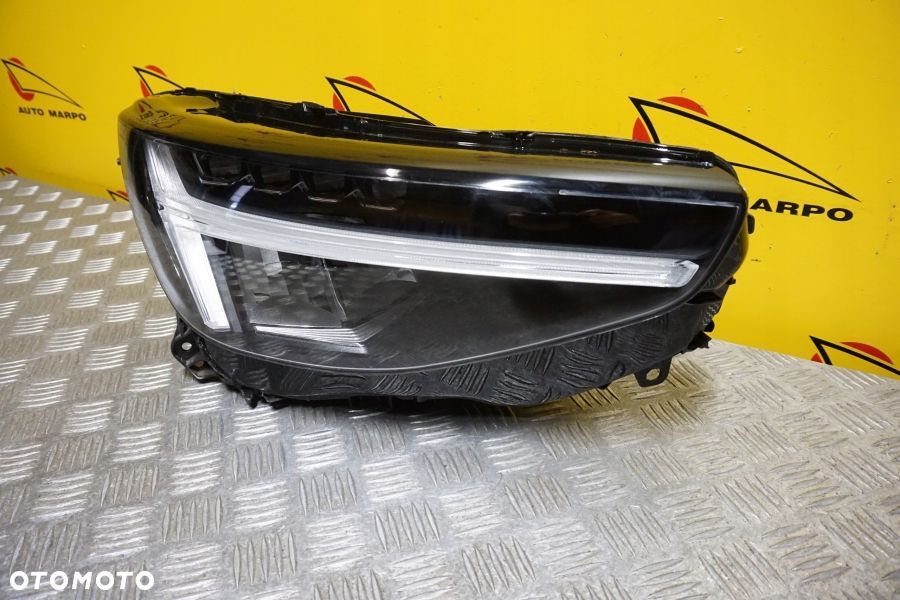 VOLVO C40 XC40 LIFT 2022 2023 - REFLEKTOR LAMPA FULL LED PRAWA USA - 4