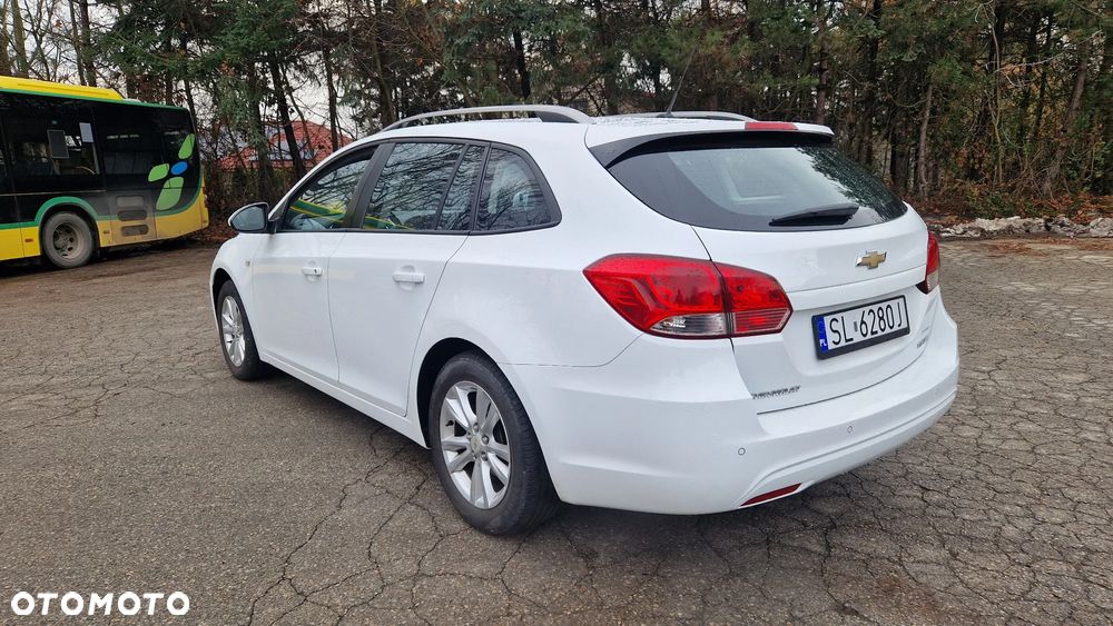 Chevrolet Cruze 1.6 LT - 5