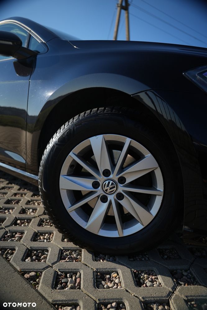 Volkswagen Golf 1.6 TDI BMT Comfortline - 25