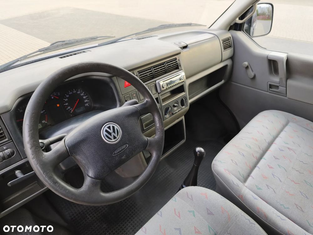 Volkswagen Transporter - 19