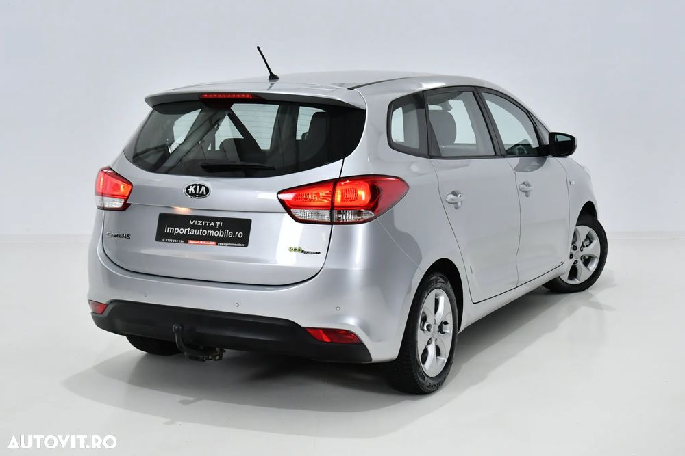 Kia Carens 1.7 CRDi 115 Dream-Team Edition - 6