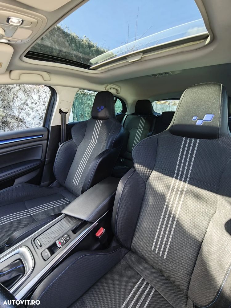 Renault Megane ENERGY TCe 130 EDC GT LINE - 4