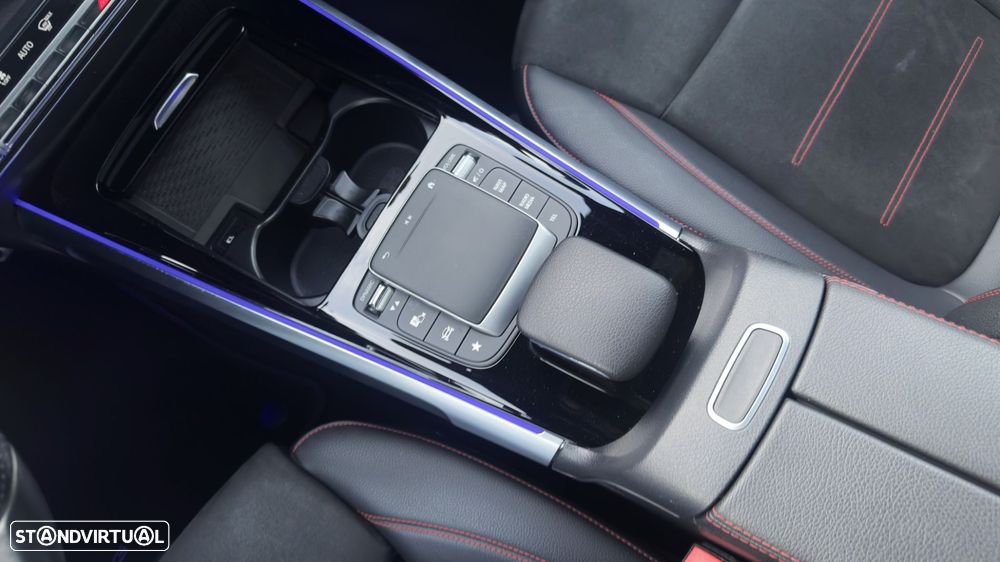 Mercedes-Benz EQB 350 4Matic AMG Line - 34