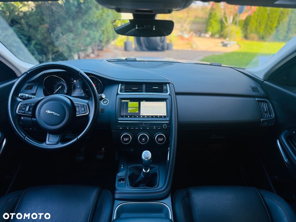 Jaguar E-Pace D150 AWD R-Dynamic S - 13