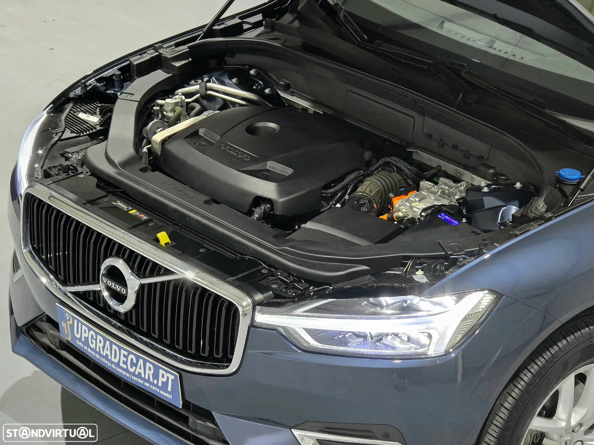 Volvo XC 60 2.0 T8 PHEV Momentum AWD - 47