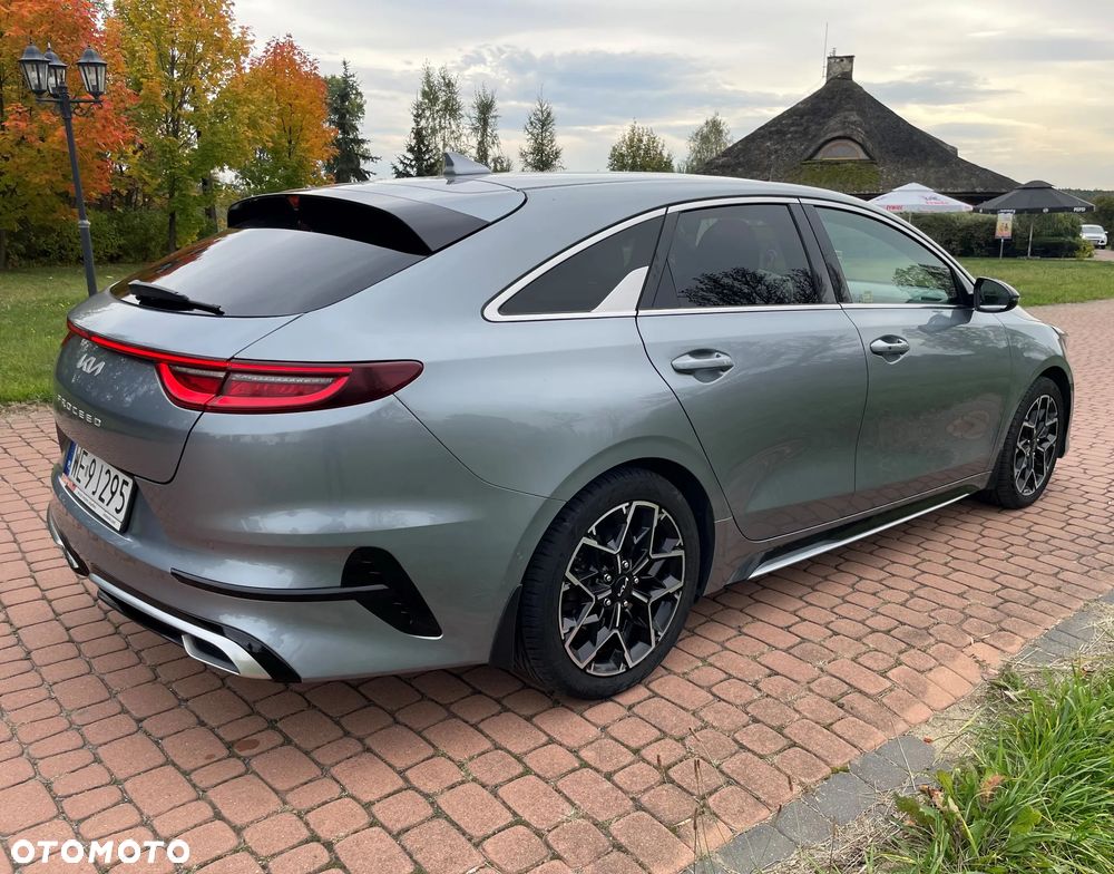 Kia ProCeed - 4