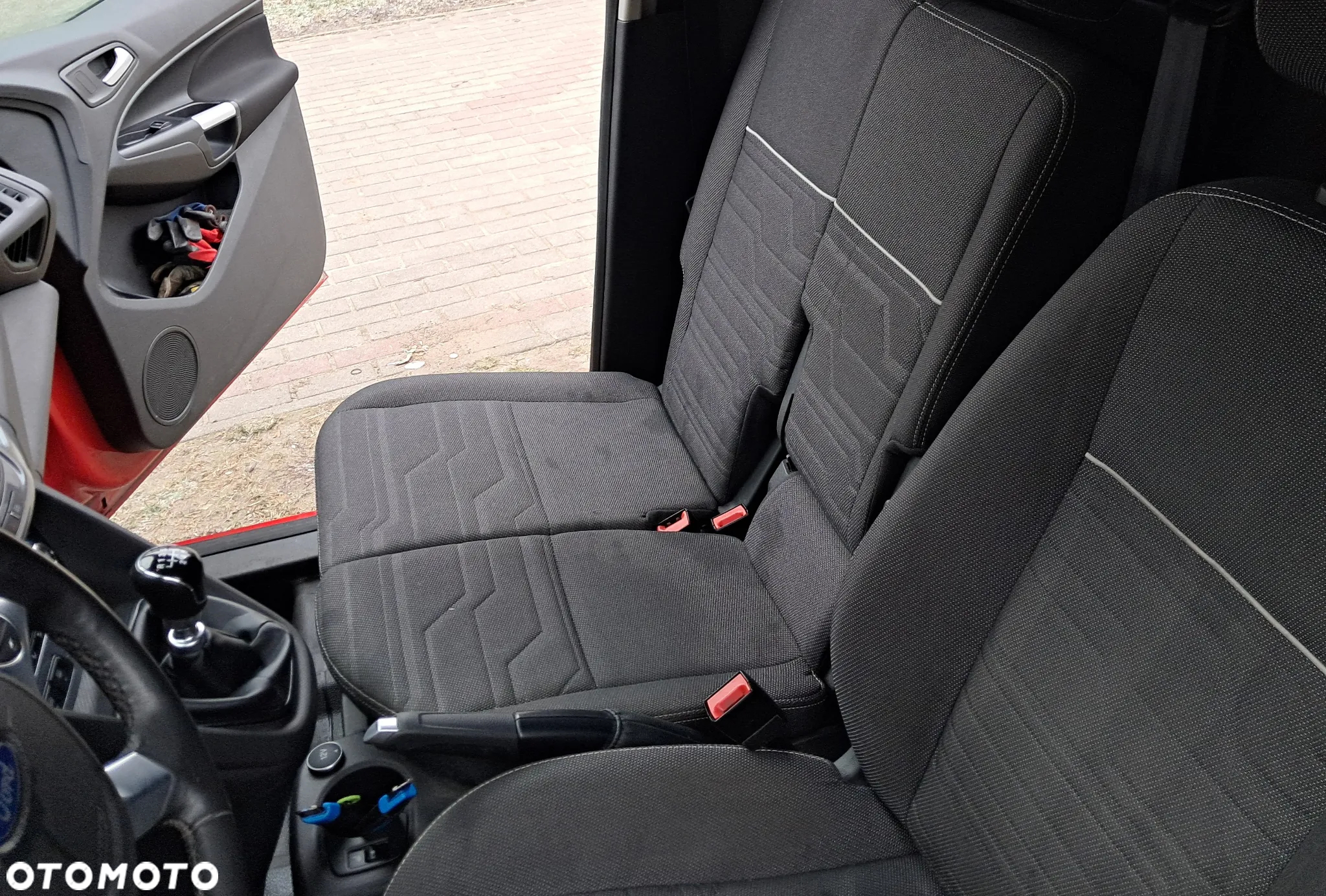 Ford Transit Connect - 10