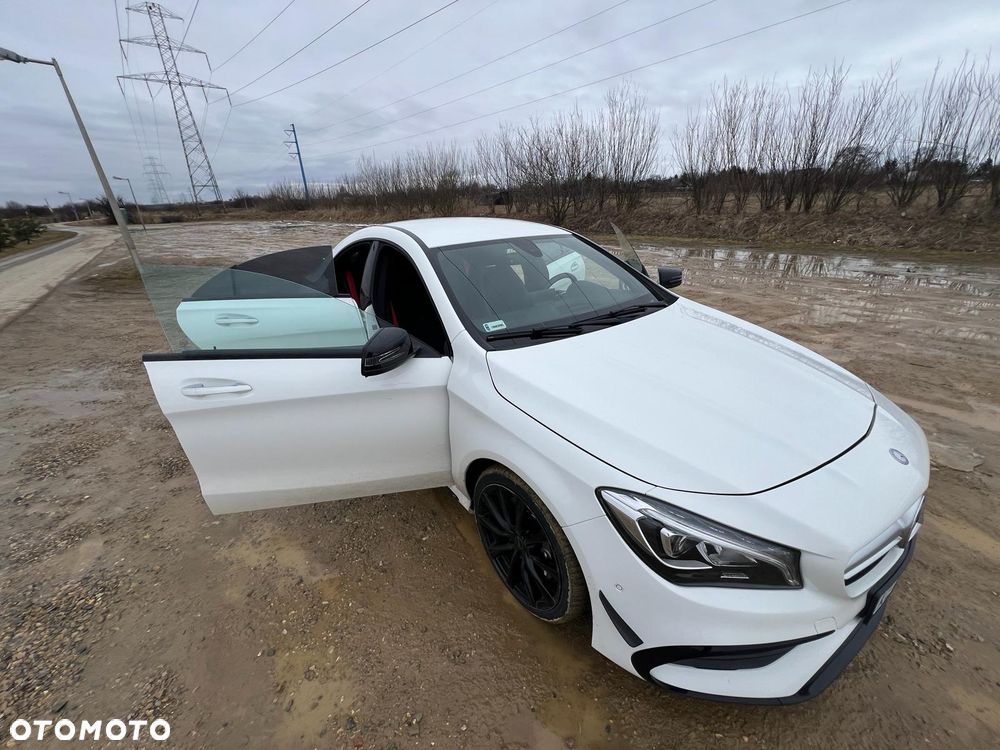 Mercedes-Benz CLA - 20