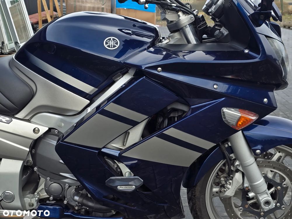 Yamaha FJR - 15