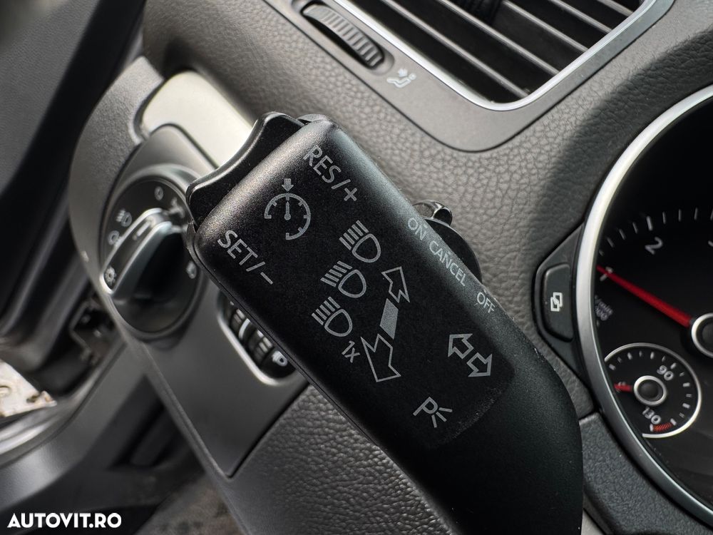 Volkswagen Golf 1.4 TSI BlueMotion Technology DSG Highline - 17