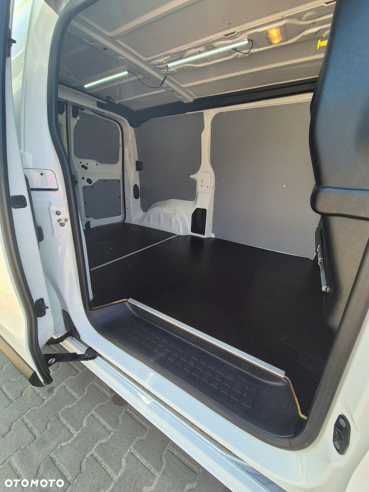 Toyota Proace L2 2020r 2.0HDI BLIS KAMERA  FULL SERVIS ASO JAK NOWY 100% BEZWYPADKOWY - 16