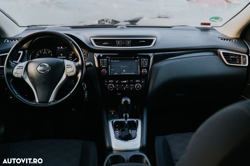 Nissan Qashqai 1.2 DIG-T Xtronic N-Vision - 13