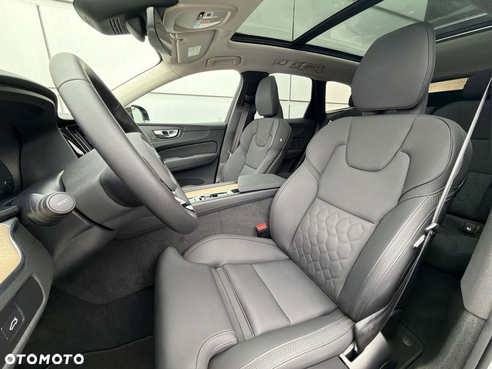 Volvo XC 60 - 10