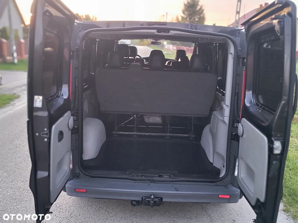 Renault Trafic - 11
