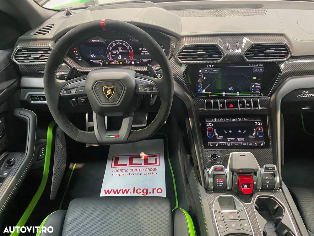 Lamborghini URUS - 13