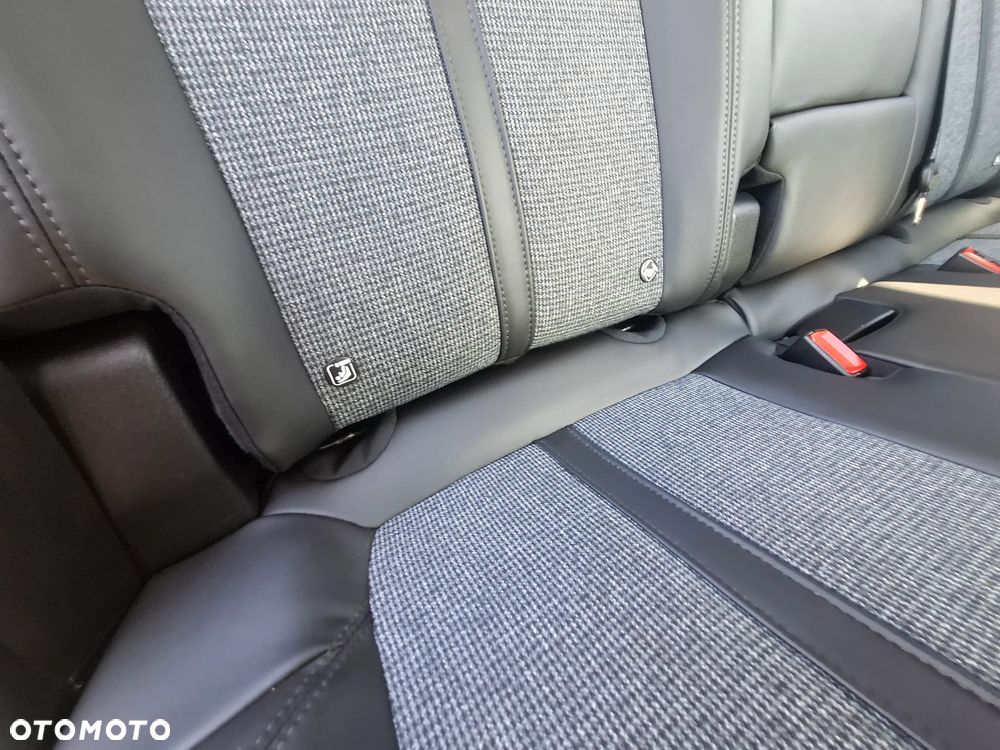 Peugeot 3008 PureTech 130 Stop & Start GPF Active - 13