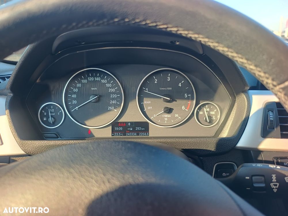 BMW Seria 3 318d - 7